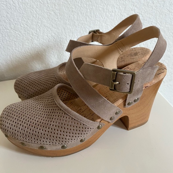 Kork-Ease Shoes - KORKS Abloom Clogs